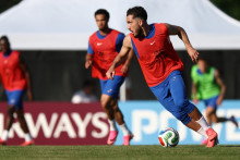 Rayan Cherki lors du match d'entraînement de l'équipe de France après la rencontre contre le Sénégal à la Coupe du monde, le 17 juin 2026 près de Boston.