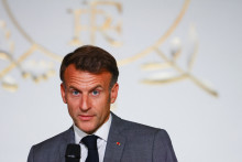 Le président français Emmanuel Macron au palais de l'Élysée à Paris le 19 juin 2026.