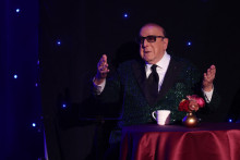 Le légendaire producteur de disques américain Clive Davis en 2026