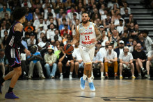 Mike James avec l'AS Monaco lors du match n° 5 de la finale de la Betclic Elite face au Paris Basketball à l'Adidas Arena de Paris, le 23 juin 2026.