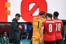 Le sélectionneur Thomas Tuchel avec ses joueurs en marge de Panama-Angleterre à la Coupe du monde, le 27 juin 2026 à East Rutherford.
