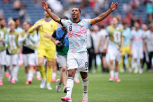 Le capitaine de la Belgique Youri Tielemans célèbre la victoire face au Sénégal en seizièmes de finale de la Coupe du monde, le 1er juillet 2026 à Seattle.