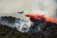 L'incendie qui touche Bouleternerre , dans les Pyrénées-Orientales, le 6 juillet 2026