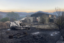 Les dégâts à Rodès (Pyrénées-Orientales) après le passage d'un incendie qui a parcouru plus de 4700 hectares, le 7 juillet 2026.