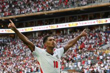 Jude Bellingham célèbre son doublé pour l'Angleterre lors du quart de finale de la Coupe du monde face à la Norvège, le 11 juillet 2026 à Miami.