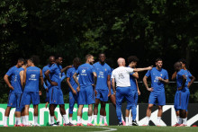 Les joueurs de l'équipe de France à l'entraînement à trois jours de la demi-finale de la Coupe du monde contre l'Espagne, le 11 juillet 2026 près de Boston.