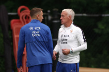 Lucas Digne et Didier Deschamps sont de retour à l'entraînement à Boston, après leur défaite contre l'Espagne en demi-finale de la Coupe du monde.