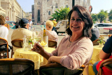 Photo de profil Facebook de Karen Carter, une expatriée britannique retrouvée morte à Trémolat en avril 2025.