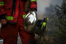 Les pompiers sont en première ligne face aux incendies en France