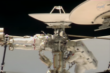 Les astronautes Sophie Adenot et Anil Menon lors de leur sortie de l'ISS le 18 août 2026.