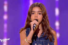 Lila Debbouze lors de son audition à l'aveugle dans "The Voice Kids", samedi 22 août 2026;