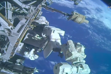 Capture vidéo de la mission de Sophie Adenot hors de l'ISS le 25 août 2027.