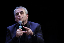 Xavier Bertrand lors d'un débat à Paris, le 11 avril 2026.