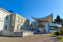L'hôpital de la Tour-du-Pin, en Isère, où une famille reproche à l'établissement d'avoir laissé suffoquer leur proche Yves, âgé de 75 ans.
