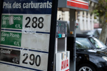 Une station essence à Paris le 18 septembre 2026