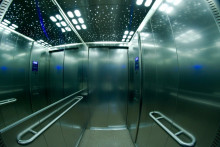 Une cabine d'ascenseur (illustration)