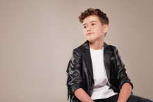 Alec, 12 ans, représentera la France à l'Eurovision Junior le 24 octobre prochain à Malte avec sa chanson "Comment tu vas ?"