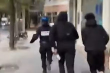 Une policière a été agressée par un groupe de jeunes en marge des manifestations lycéennes