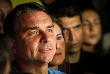 Flavio Bolsonaro, le fils de Jair Bolsonaro, arrivé en tête au premier tour de l'élection présidentielle au brésil le 4 novembre 2026.