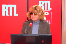 Nadine Trintignant, réalisatrice, scénariste et écrivaine, face à Fogiel le 6 octobre 2026.