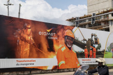 Panneau de la compagnie COMILOG, branche d'Eramet à Libreville