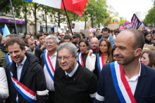 Jean-Luc Mélenchon au sein de la manifestation des lycéens à Paris le 13 octobre 2026
