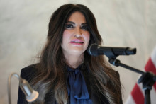 L'ambassadrice des États-Unis Kimberly Guilfoyle à l'ambassade américaine d'Athènes le 7 octobre 2026.
