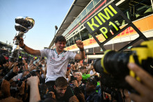Kimi Antonelli le 6 septembre 2026, après avoir gagné le GP de Monza en Italie.