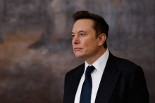 Elon Musk arrive au Capitole américain le 20 janvier 2025 à Washington, DC.