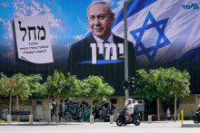 Une affiche pour le parti de Benjamin Netanyahu à Tel-Aviv le 20 octobre 2026.