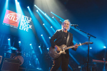 Jean-Louis Aubert en concert au RTL2 Pop-Rock Live au Trianon