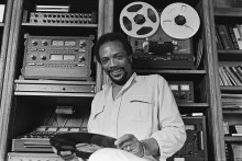 Quincy Jones dans son studio