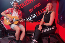 Helena & Waxx dans Foudre