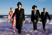 U2