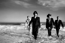 U2