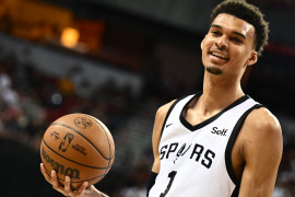 Victor Wembanyama avec le maillot des Spurs lors de la Summer League à Las Vegas