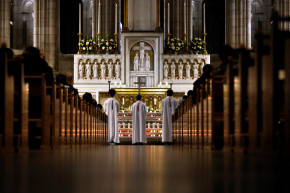 Photo de la messe de la Toussaint prise à la basilique du Sacré-Cœur, à Paris, le 1er novembre 2020. (Illustration)