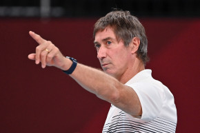 Le sélectionneur de l'équipe de France de volley-ball, Laurent Tillie, lors des Jeux Olympiques de Tokyo
