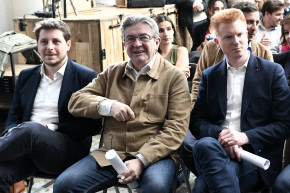 Les leaders du Nupes : Julien Bayou, Jean-Luc Mélenchon et Adrien Quatennens assistent au lancement du Parlement de la coalition électorale de gauche Nouvelle Union Populaire Ecologique et Sociale, à Paris le 30 mai 2022