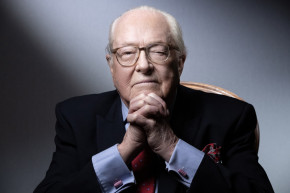Le co-fondateur du Front national Jean-Marie Le Pen, âgé de 94 ans, est actuellement hospitalisé, après un malaise.