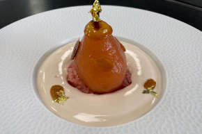 Réveillon 2024 : La poire pochée au champagne d’Etienne Leroy