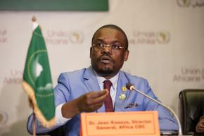 Jean Kaseya, directeur général d'Africa CDC lors d'une conférence de presse en février 2024 en Éthiopie