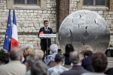 Le ministre de l'Intérieur, Gérald Darmanin, à Saint-Etienne-du-Rouvray, près de Rouen, le 26 juillet 2020