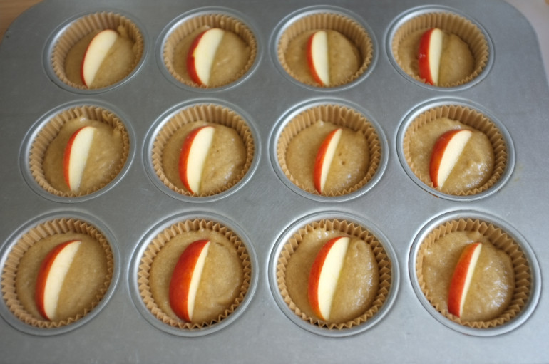 Recette sans gluten de muffins à la compote de pomme et miel