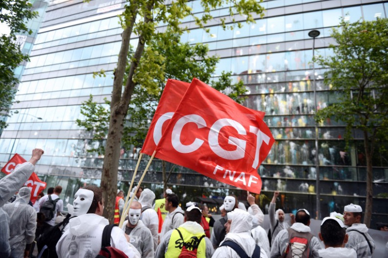 Des manifestants de la CGT à Paris, le 17 juin 2014.