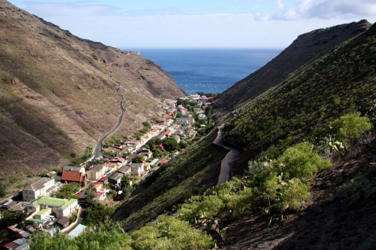 Meydan, espace et SainteHélène dans La Curiosité