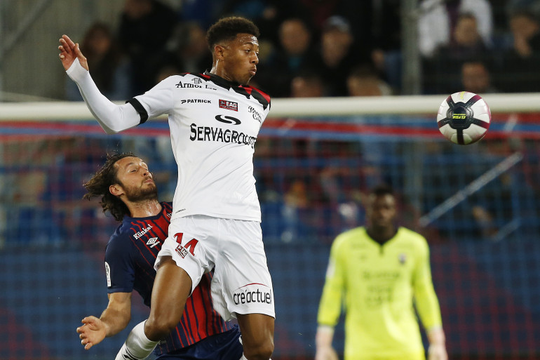 Nathaël Julian pendant un martch de Caen contre Guingamp en octobre 2018