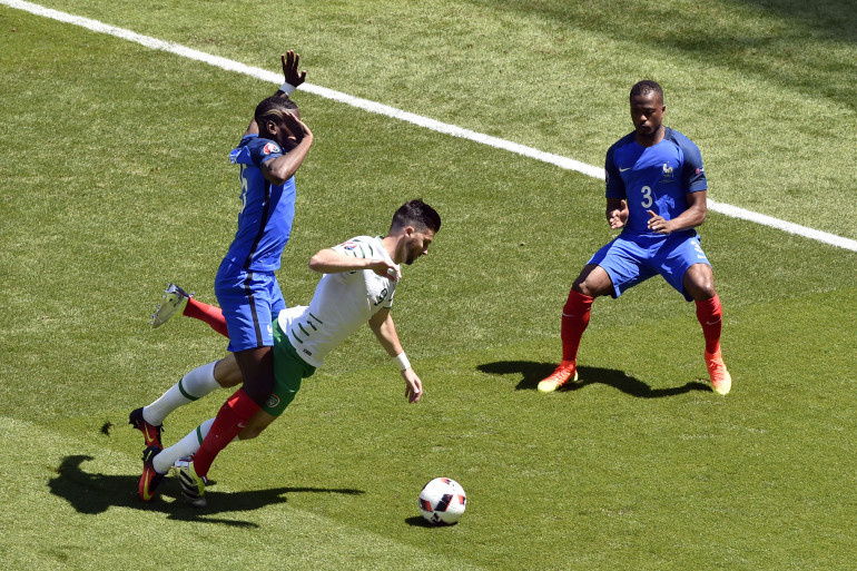 Patrice Evra lors du match France-Irlande de l'Euro 2016, à Lyon le 26 juin 2016
