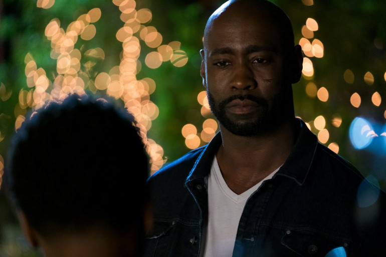 Qui Est La Mere De Lucifer "Lucifer" (Netflix) : les 7 infos dont il faut se souvenir avant la
