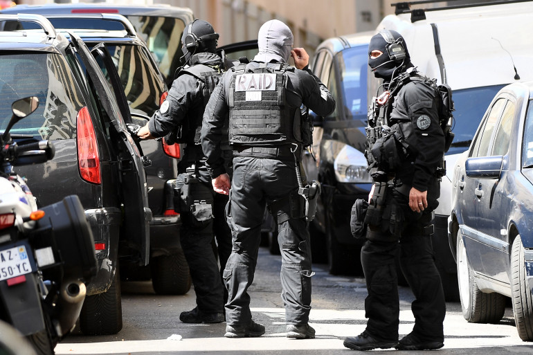 Des membres du Raid à Marseille, le 18 avril 2017